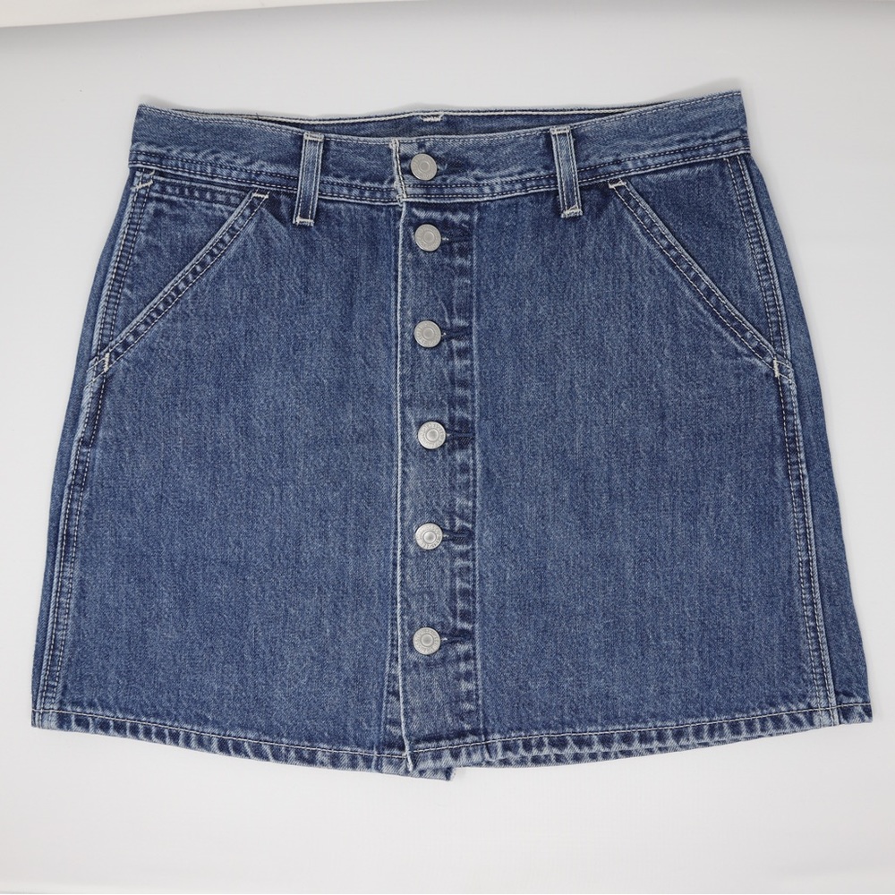 Levi’s premium button front mini skirt size 28